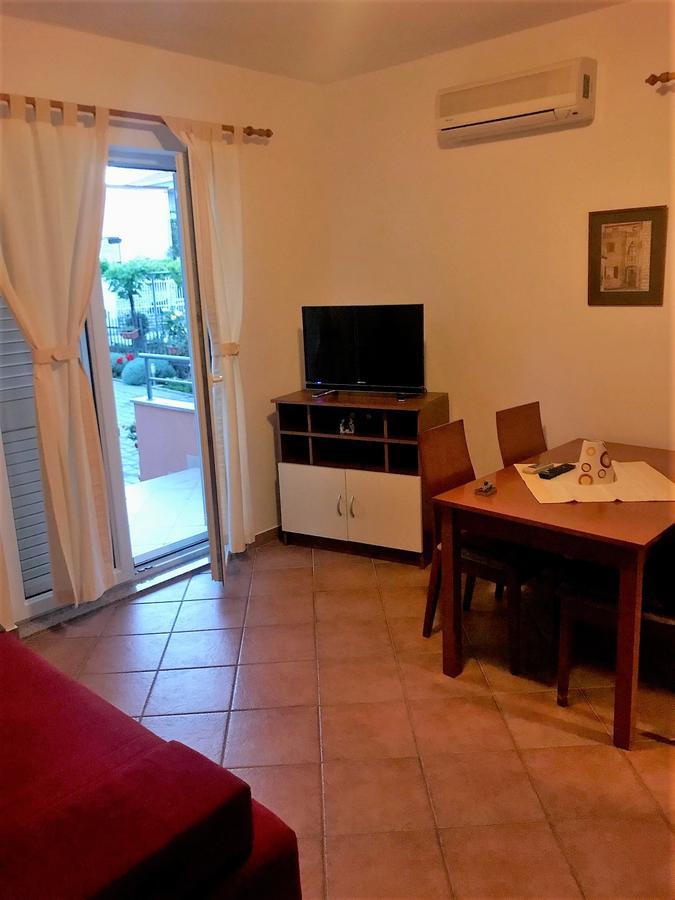 Apartments Juran Sukošan 外观 照片
