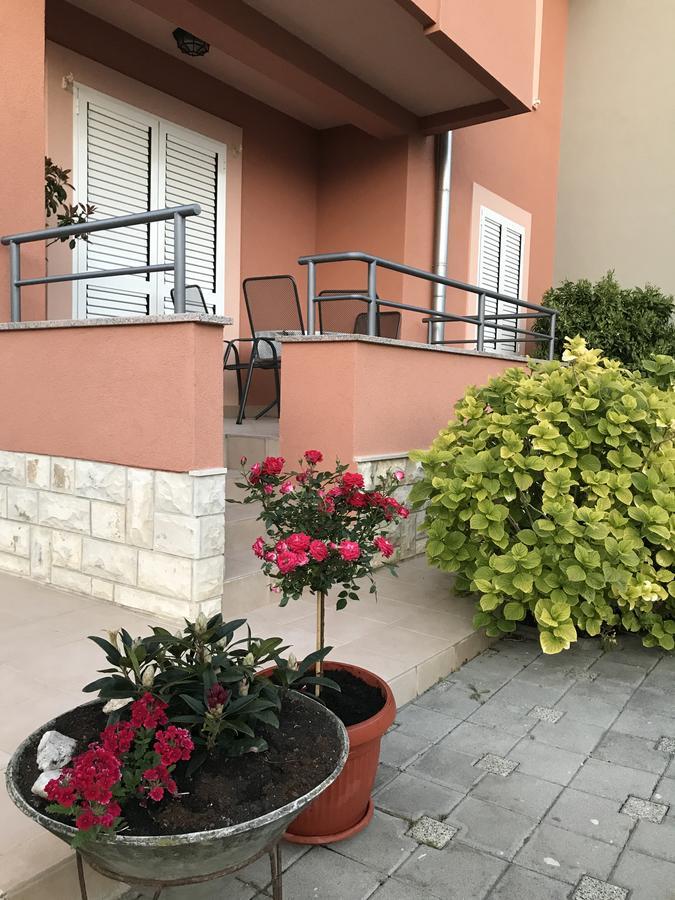 Apartments Juran Sukošan 外观 照片